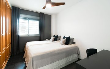 Property slide 25