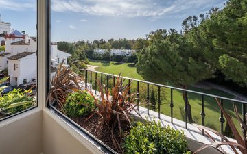 Property slide 48