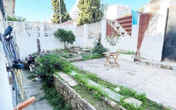 Property slide 10