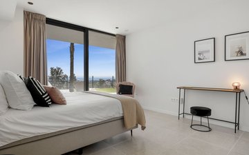 Property slide 18