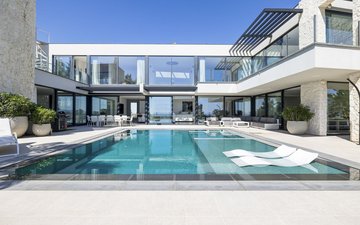 Property slide 5