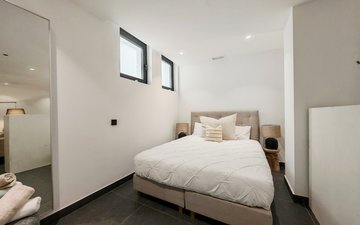 Property slide 25