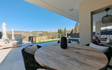 Property slide 31