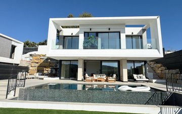 Property slide 33