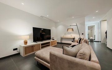 Property slide 7