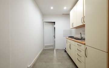 Property slide 31