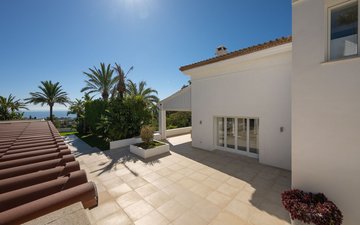 Property slide 39