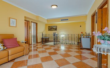 Property slide 17