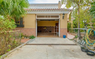 Property slide 42