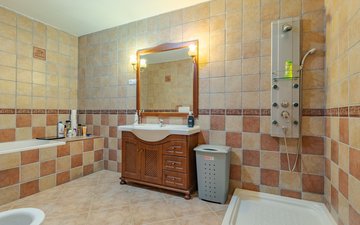 Property slide 62