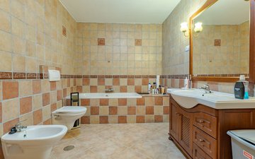 Property slide 64