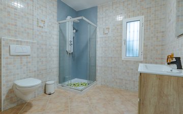 Property slide 67