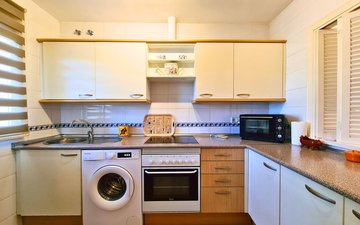Property slide 10