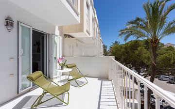 Property slide 10