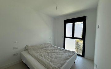 Property slide 22