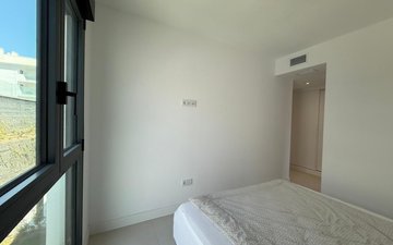 Property slide 24