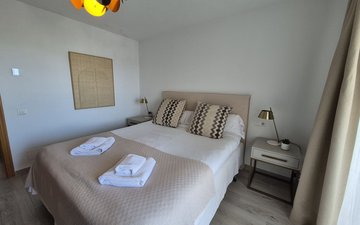 Property slide 32