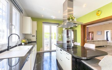 Property slide 18