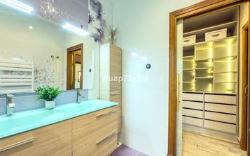 Property slide 29