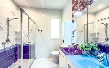 Property slide 40