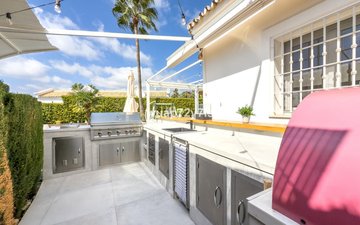 Property slide 58