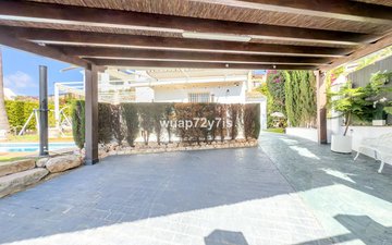 Property slide 72