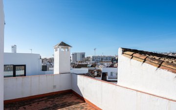 Property slide 31