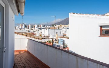 Property slide 35