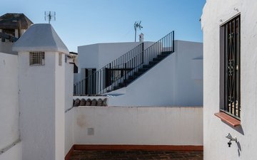 Property slide 36