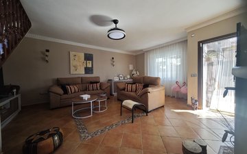 Property slide 22