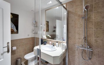 Property slide 21