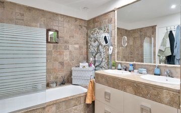 Property slide 25