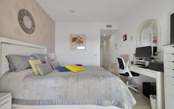 Property slide 31