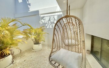 Property slide 28