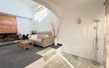 Property slide 11