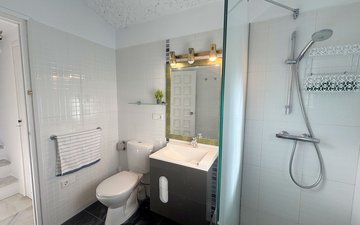 Property slide 40