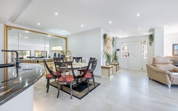 Property slide 10