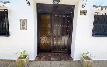 Property slide 19