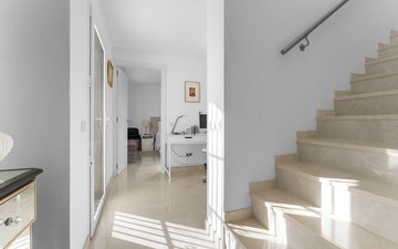 Property slide 20