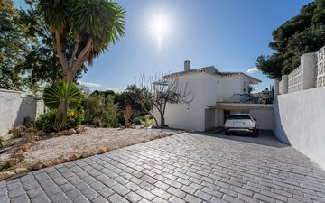 Property slide 28