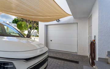 Property slide 30
