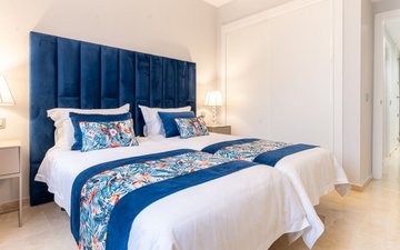 Property slide 17