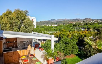 Property slide 22