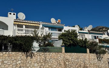Property slide 18
