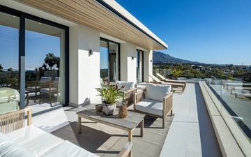 Property slide 17