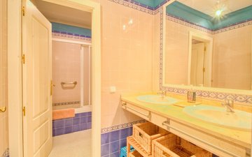 Property slide 25
