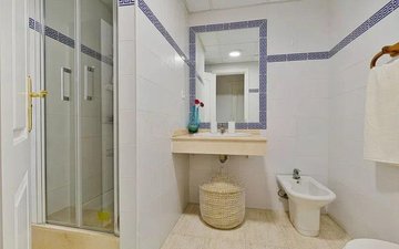 Property slide 20
