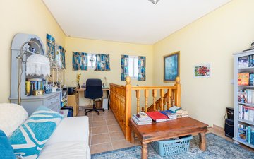 Property slide 22