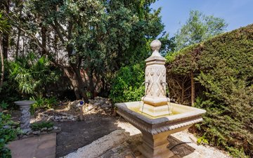 Property slide 42