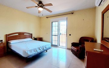 Property slide 24